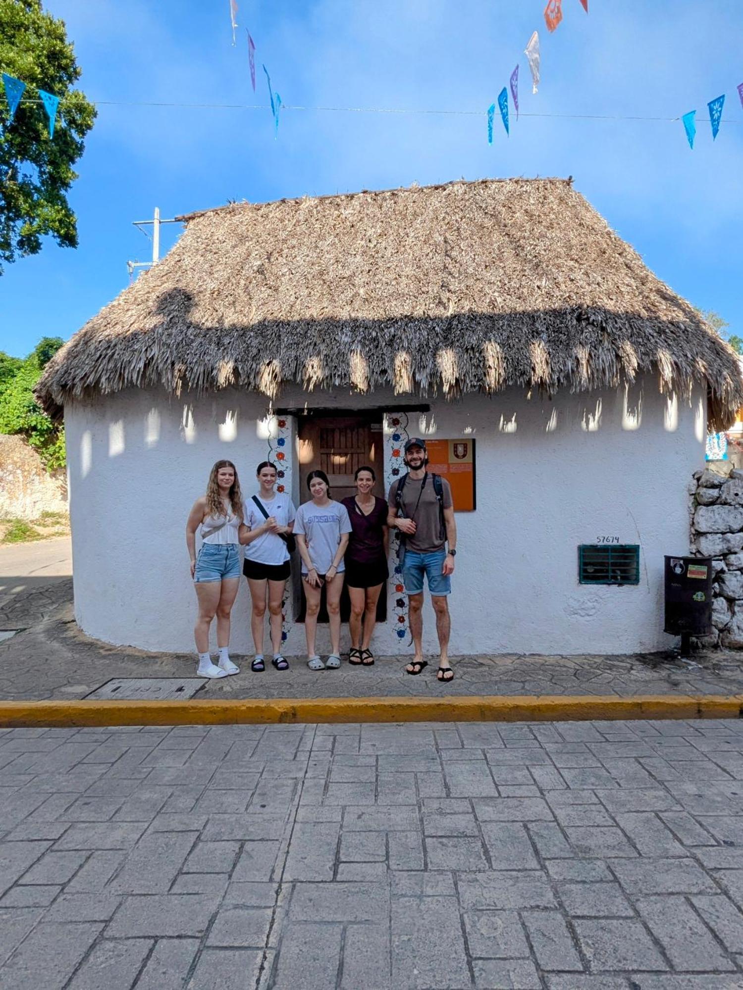 The Blue Eco Lodge Tikuch Luaran gambar